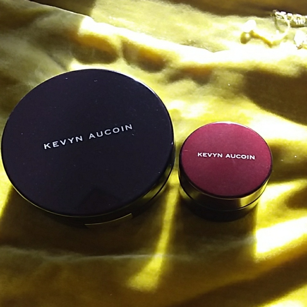 Kevyn Aucoin set